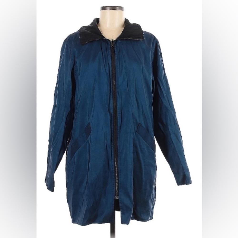 Mycra Pac Jacket Size Medium Reversible Blue Black Zip Closure